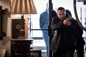 BLINDSPOT -- "Mans Telepathic Loyal Lookouts" Episode 117 -- Pictured: Sullivan Stapleton as Kurt Weller -- (Photo by: Jeff Neumann/NBC)