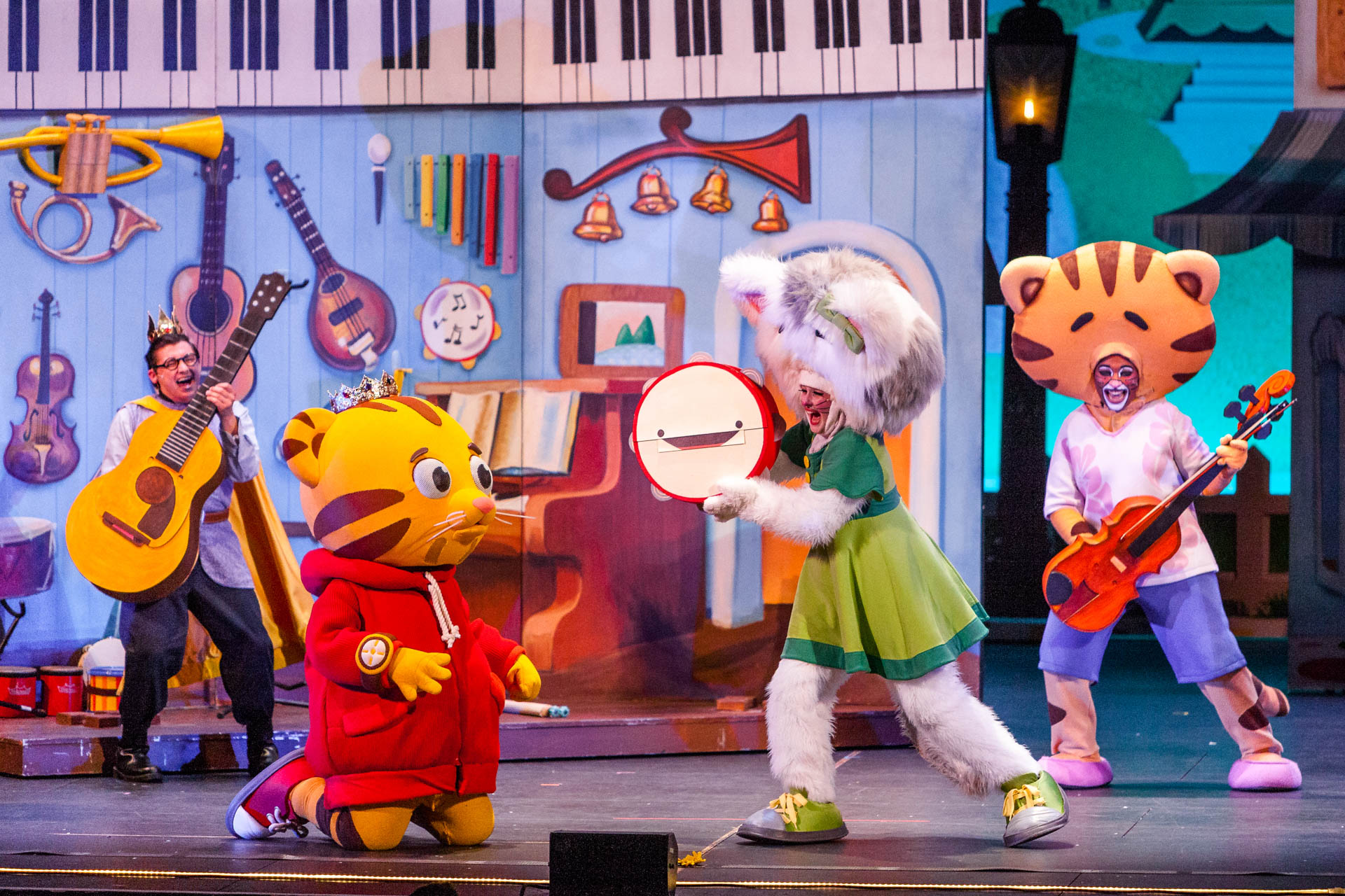 Daniel Tiger’s Neighborhood LIVE, a Perrrfect way to introduce young