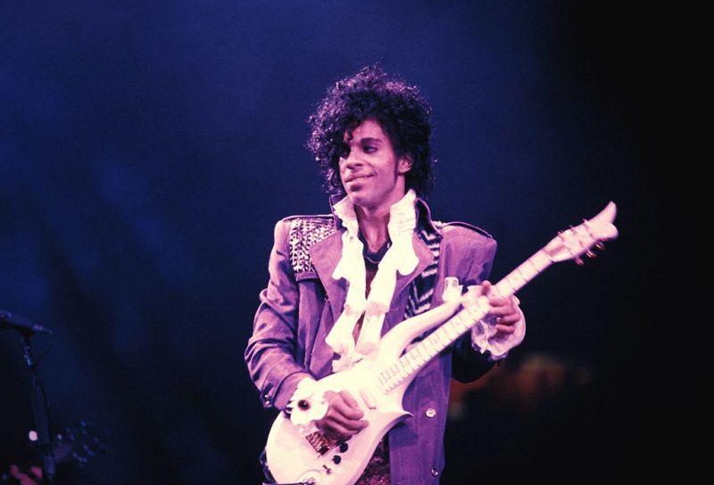Prince’s Prolific Career Celebrated With “Let’s Go Crazy: The GRAMMY Salute To Prince”