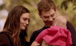 klaus-hayley-and-hope-2x09-e1418076753605
