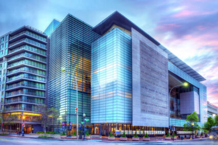 Newseum closing at the End of the Year