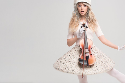 Thanks to Lindsey Stirling, I’m finally in the Holiday Spirit